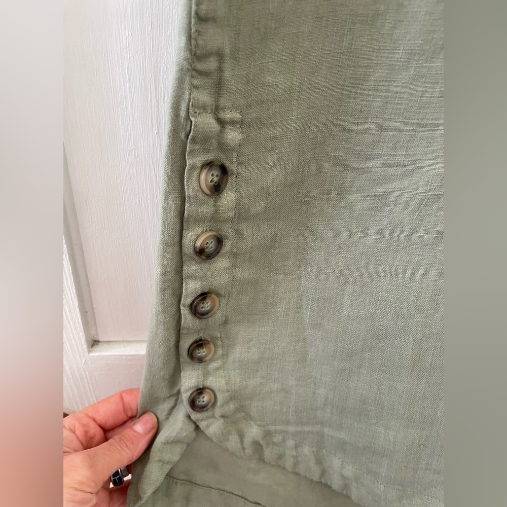 Tahari Sleeveless Olive Green 100% Linen Dress with Button Accents size XS - Picture 4 of 4